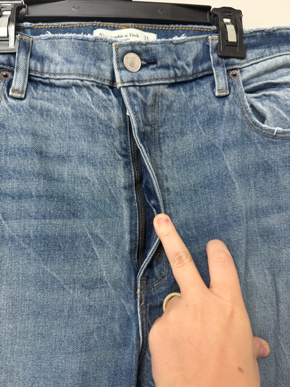 Abercrombie & Fitch The 90’s Straight Ultra High Rise Jeans - Picture 5 of 6